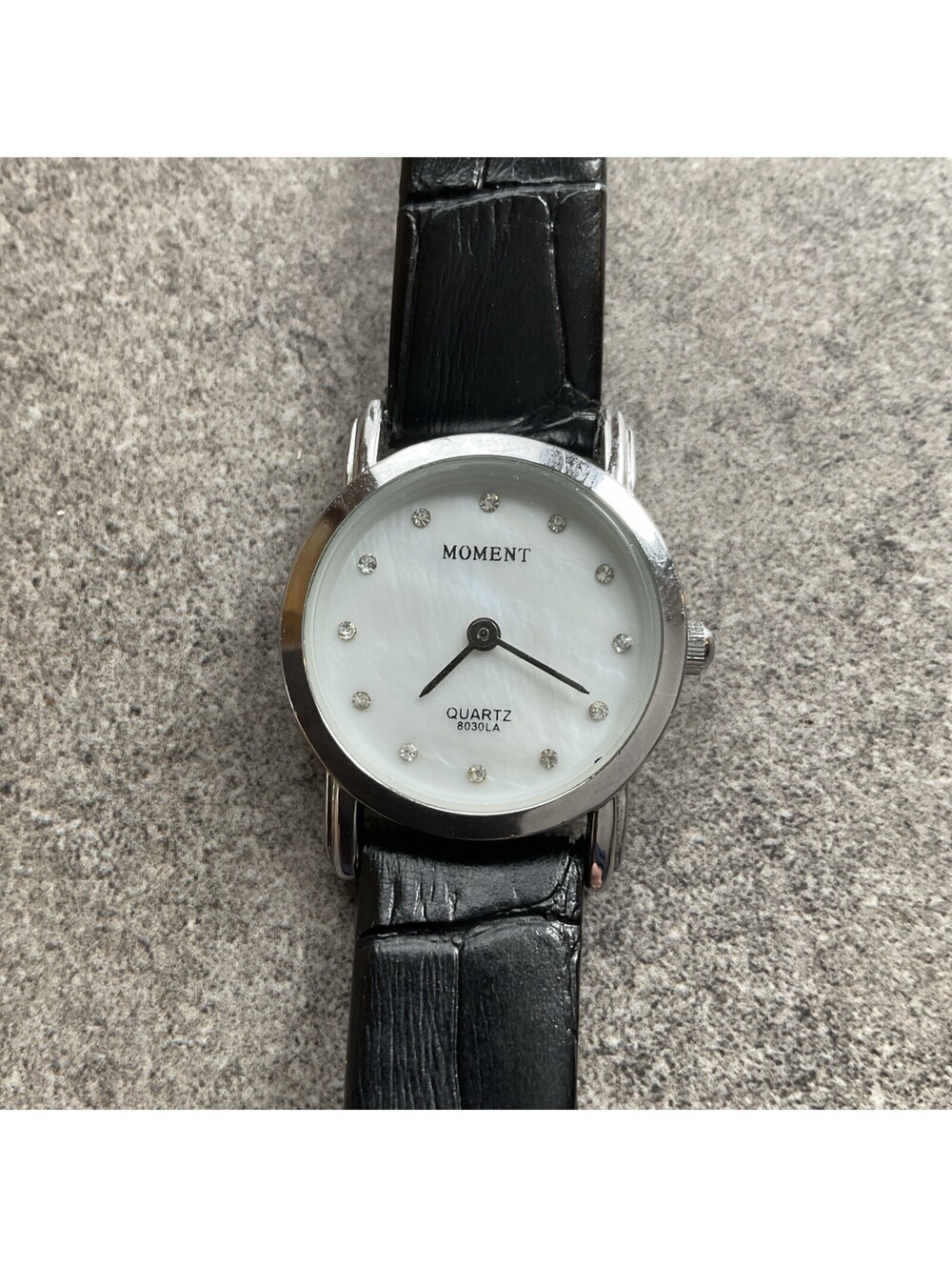 Beautiful Moment Womens Watch 8030LA 25mm Silver Tone Case Leather Band A2